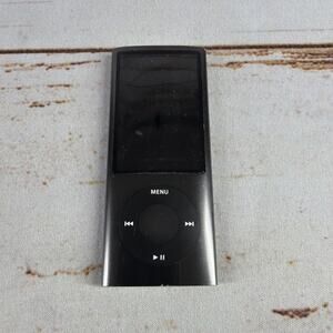 Apple iPod Nano 5th Gen A1320 Black 8GB - For Parts/Repair